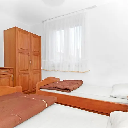 Apartamento Beautiful In With Wifi